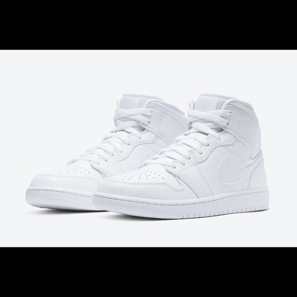 Sz 8  Air Jordan 1 Mid \